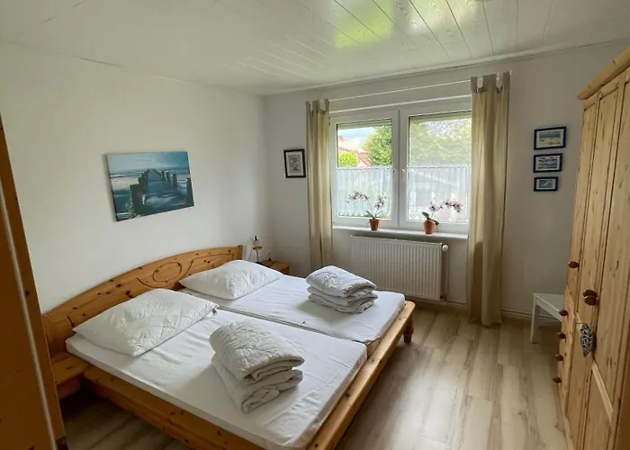 Strandlaeufer 公寓 *